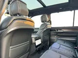 Jeep Grand Wagoneer Series II 2023